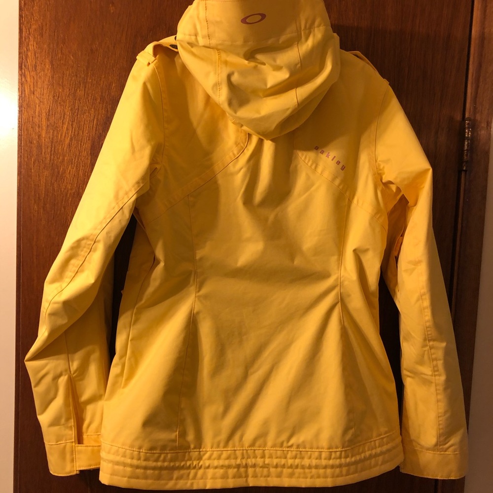 Oakley Ski/Snowboard Jacket - Picture 2 of 5